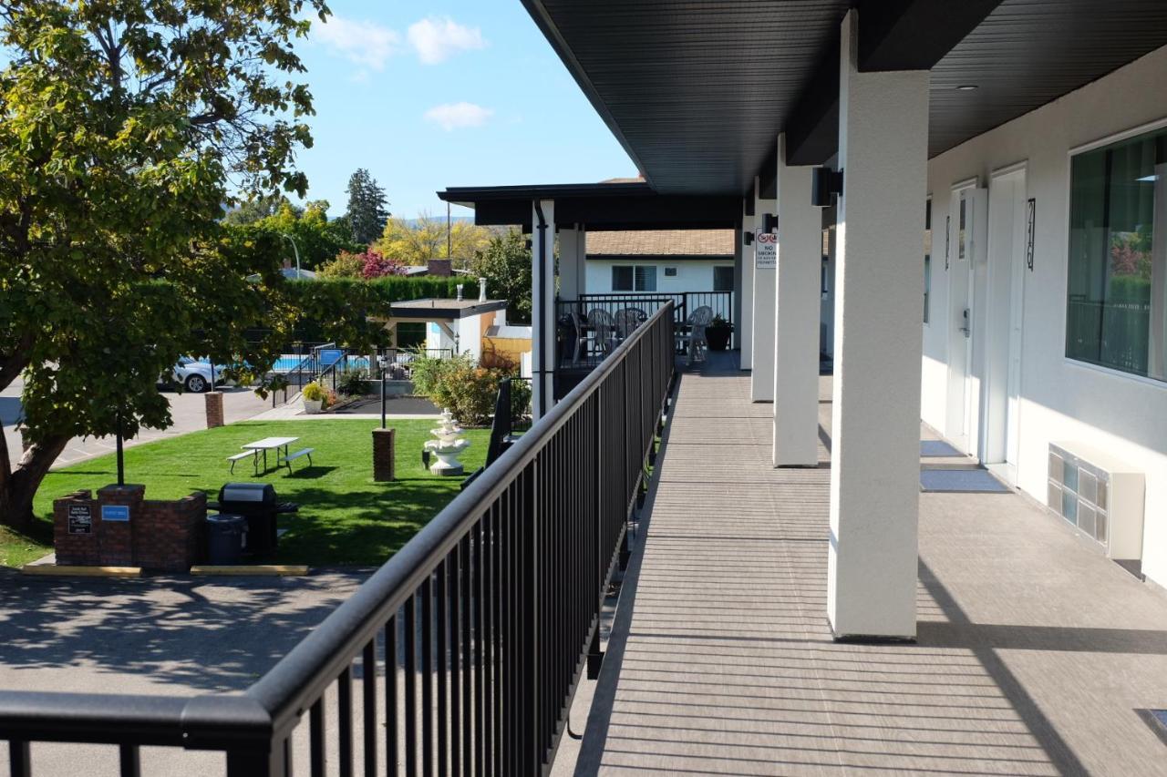 Oasis Inn Kelowna Dış mekan fotoğraf